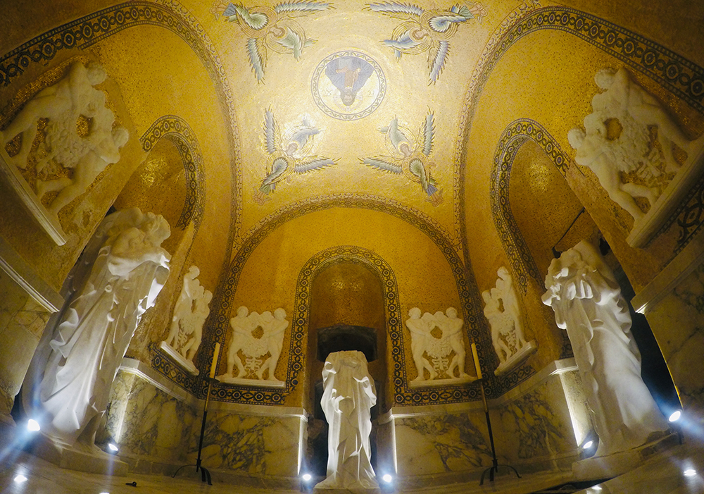 Cripta del Barón de Velasco